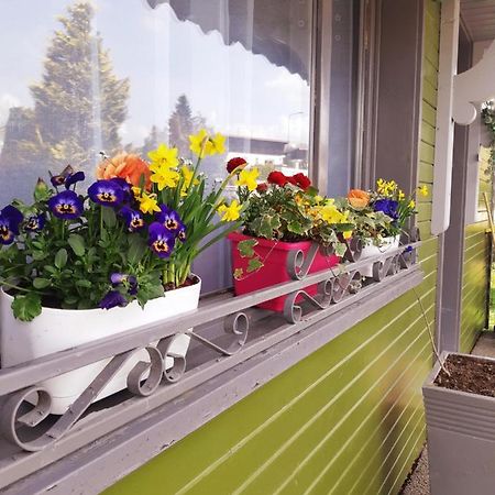 Gite Le Chalet Vert , Pret De Raquettes Frambouhans エクステリア 写真